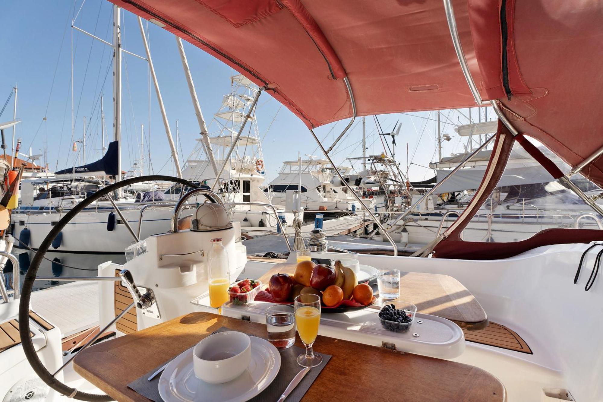 Pato Lucas Sail Boat Hotel San Sebastián de la Gomera Exterior photo